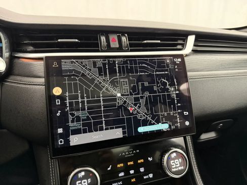 Used 2021 Jaguar F-PACE R-Dynamic S AWD/4WD image 40