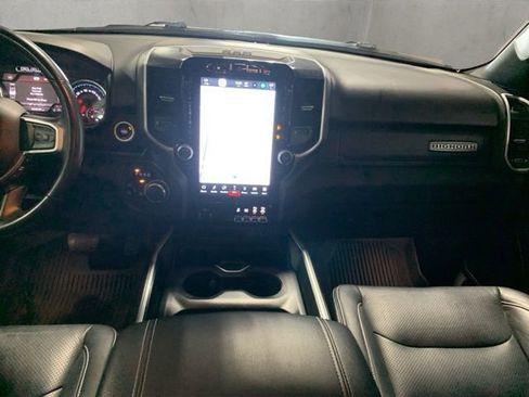 Used 2022 RAM 1500 Big Horn AWD/4WD image 15