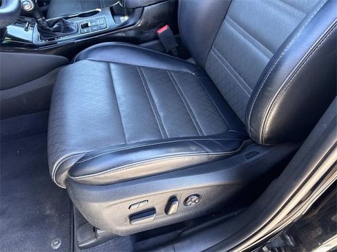 Used 2019 Kia Sorento SX image 14