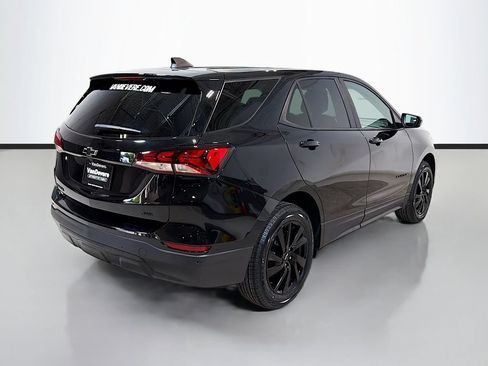 Used 2024 Chevrolet Equinox LS w/ LS Convenience Package AWD/4WD image 9