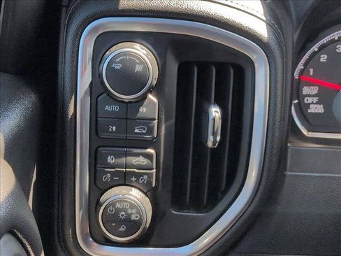 Used 2019 Chevrolet Silverado 1500 LT w/ All-Star Edition AWD/4WD image 17