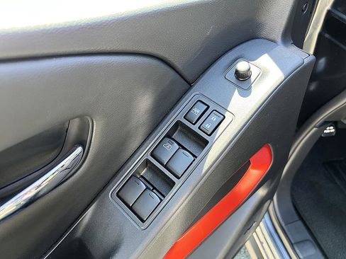 Used 2025 Nissan Frontier PRO-4X w/ Pro Convenience Package image 10