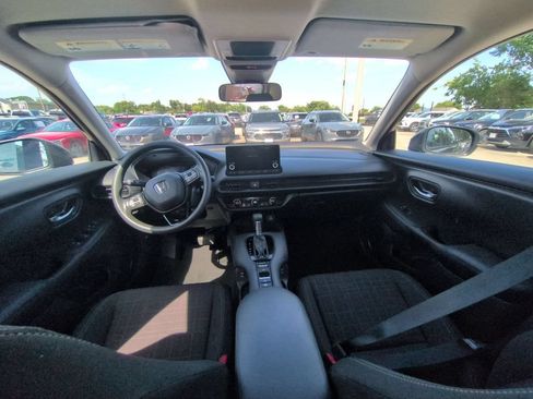 Used 2025 Honda HR-V LX image 25