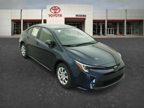 New 2026 Toyota Corolla LE FWD image 17
