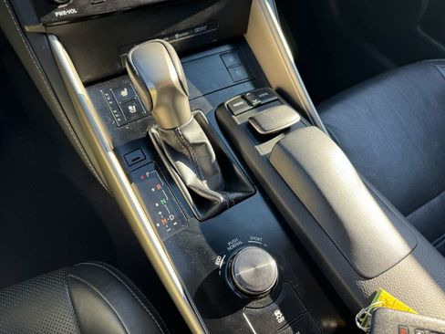 Used 2014 Lexus IS 250 AWD image 36