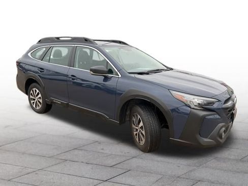 Used 2025 Subaru Outback image 1