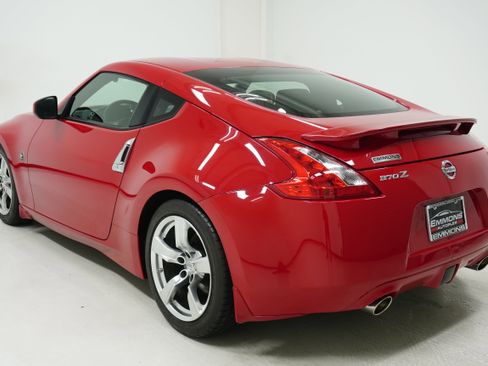 Used 2009 Nissan 370Z Coupe image 6