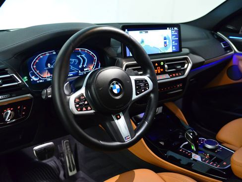 Used 2024 BMW X4 xDrive30i w/ Premium Package image 27