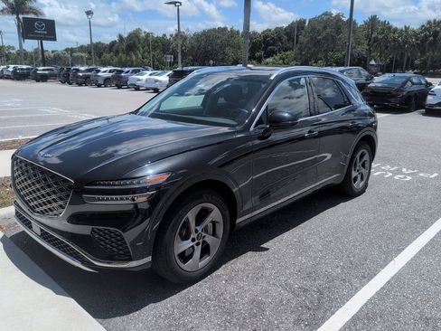 Used 2026 Genesis GV70 2.5T Select AWD/4WD image 2