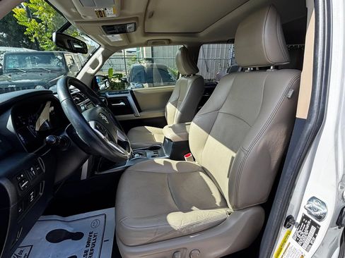 Used 2016 Toyota 4Runner Limited RWD image 18