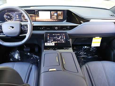 Certified 2026 INFINITI QX80 4WD image 22