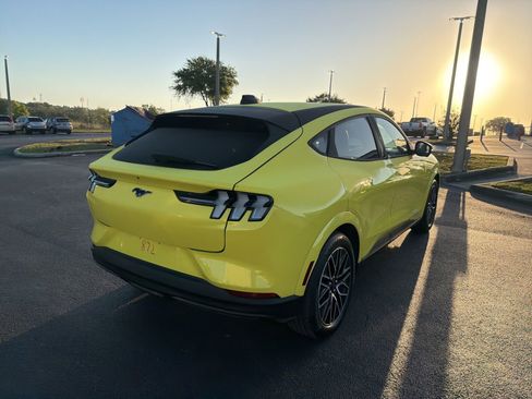 Used 2025 Ford Mustang Mach-E Premium image 6