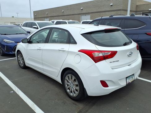 Used 2016 Hyundai Elantra GT FWD image 4