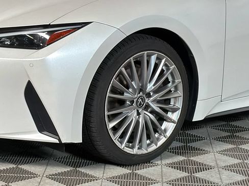 Used 2022 Lexus IS 300 AWD w/ Premium Package image 4