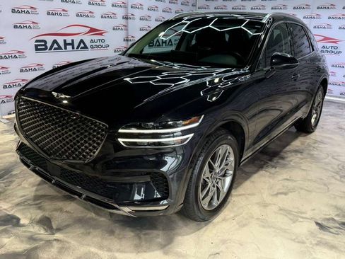 Used 2025 Genesis GV70 2.5T AWD/4WD image 2