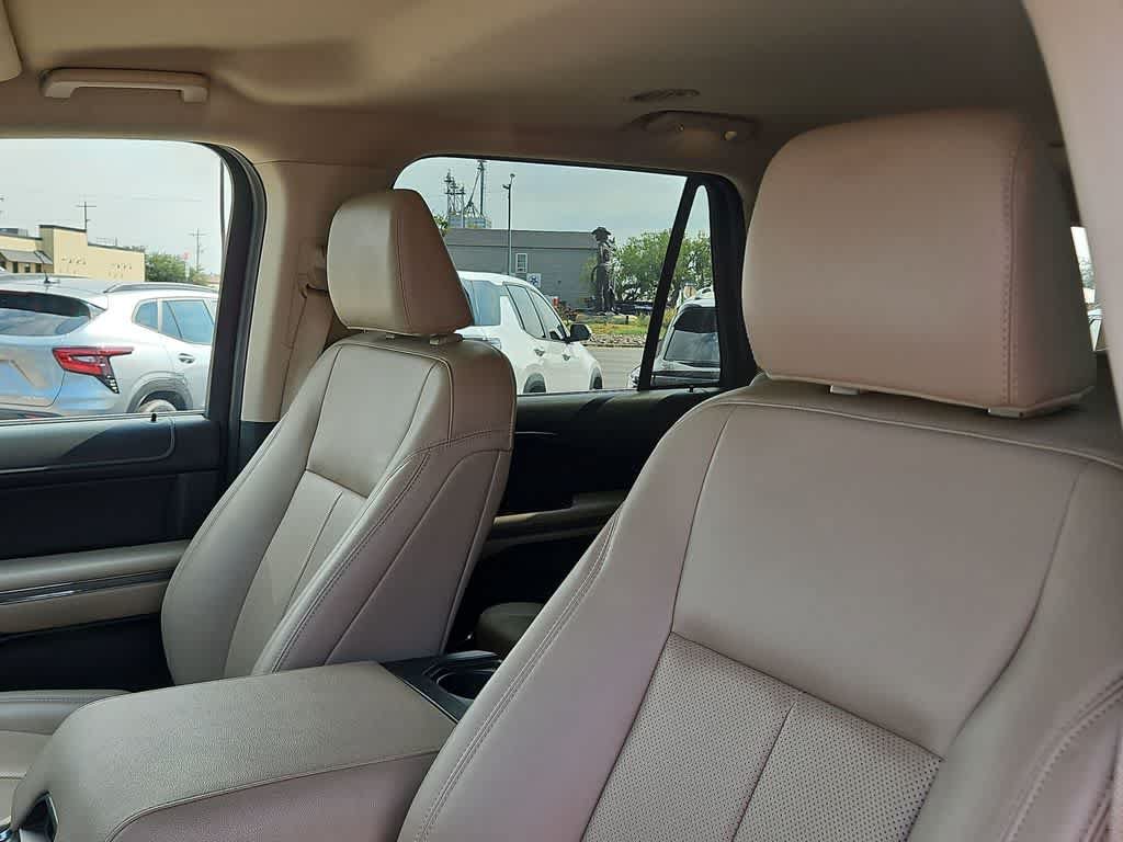 Used 2024 Ford Expedition Max XLT AWD/4WD image 15