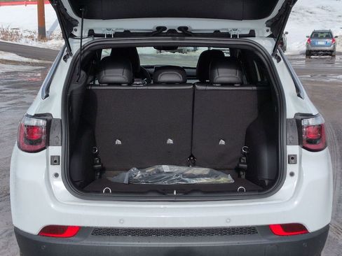 New 2026 Jeep Compass Limited image 4