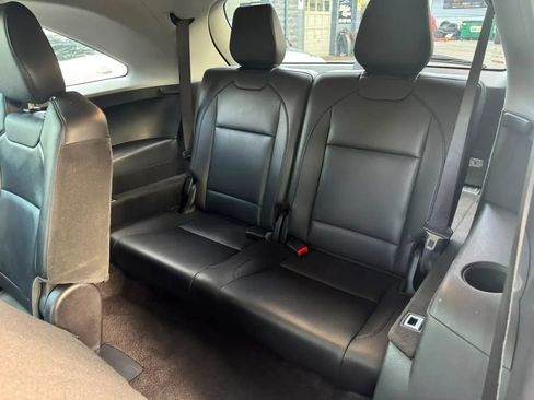 Used 2017 Acura MDX SH-AWD image 11