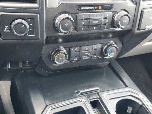 Used 2020 Ford F150 XL w/ Equipment Group 101A Mid AWD/4WD image 19