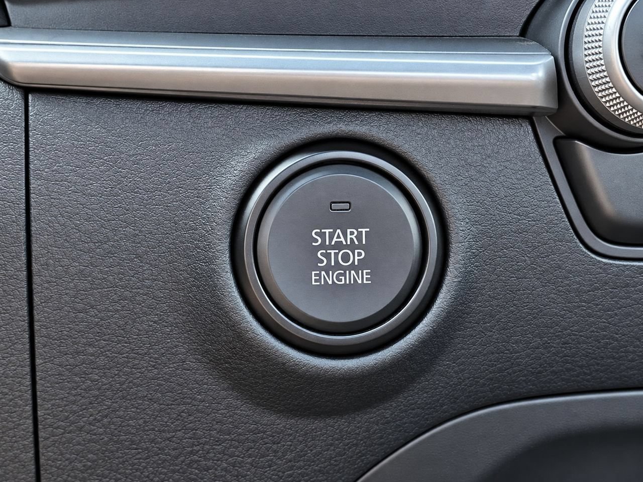 Used 2024 MAZDA MAZDA3 s FWD image 23