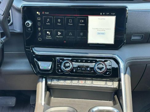 New 2026 GMC Sierra 2500 Denali w/ Denali Reserve Package AWD/4WD image 9