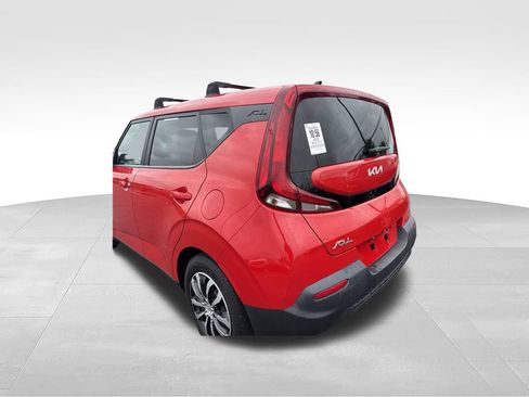 Used 2022 Kia Soul LX FWD image 5