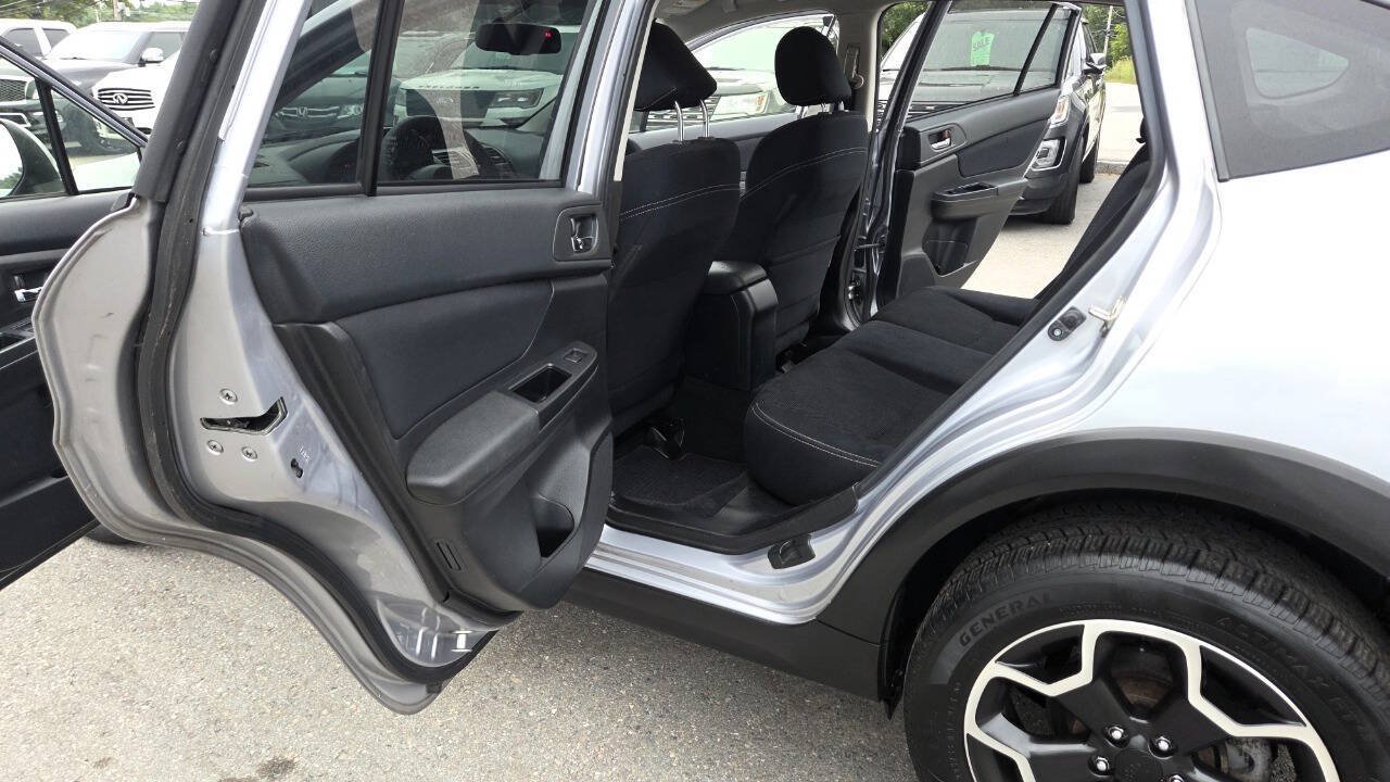 Used 2013 Subaru Crosstrek 2.0i Premium AWD/4WD image 32
