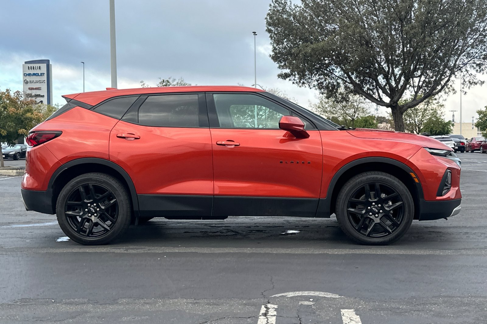 Used 2021 Chevrolet Blazer LT w/ LPO, Black Accent Package AWD/4WD image 3
