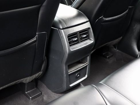 Used 2023 Ford Edge SEL image 13