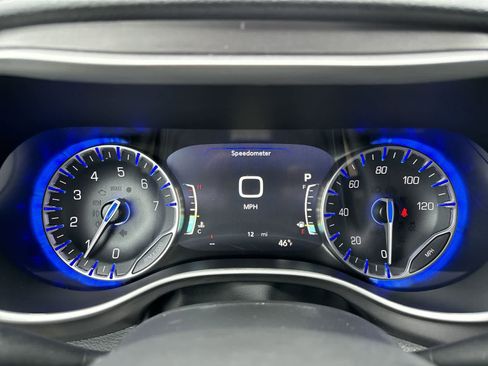 New 2026 Chrysler Pacifica Select image 15