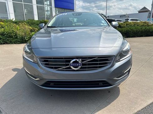 Used 2018 Volvo S60 T5 Inscription Platinum AWD/4WD image 2