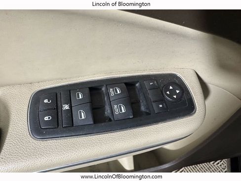 Used 2013 Chrysler 300 C Luxury Series w/ Harman Kardon Audio Group image 36