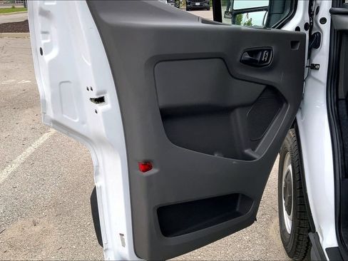 Used 2024 Ford Transit 150 Low Roof RWD image 20
