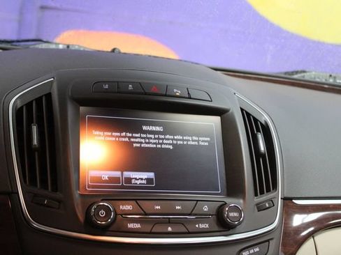Used 2017 Buick Regal Premium w/ Driver Confidence Package #1 FWD image 17