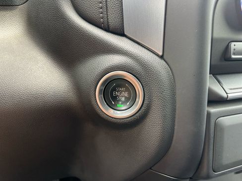 Used 2021 GMC Sierra 1500 Elevation image 24