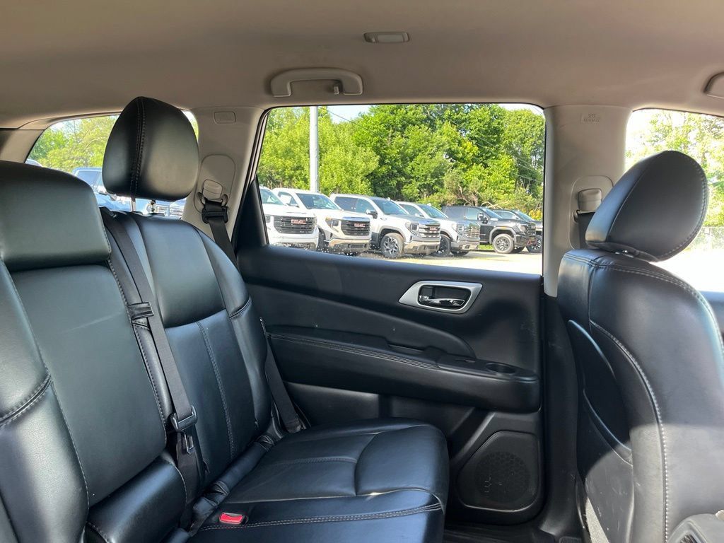 Used 2020 Nissan Pathfinder SL FWD image 39