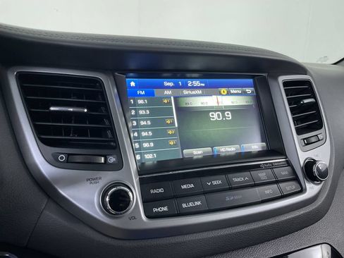Used 2016 Hyundai Tucson Limited w/ Option Group 03 AWD/4WD image 14