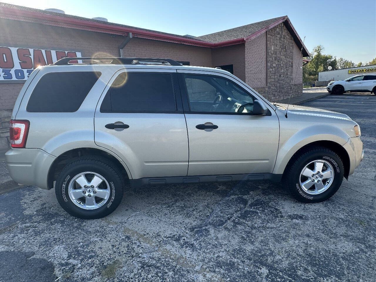 Used 2012 Ford Escape XLT w/ Cargo Pkg AWD/4WD image 9