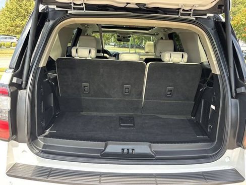 Used 2019 Ford Expedition Platinum AWD/4WD image 7