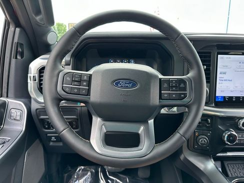 New 2025 Ford F150 Lariat w/ Equipment Group 502A High image 31