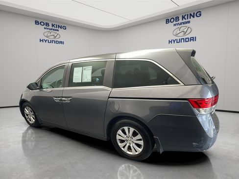 Used 2016 Honda Odyssey EX image 3