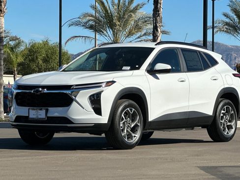 New 2026 Chevrolet Trax LT w/ LT Convenience Package image 8