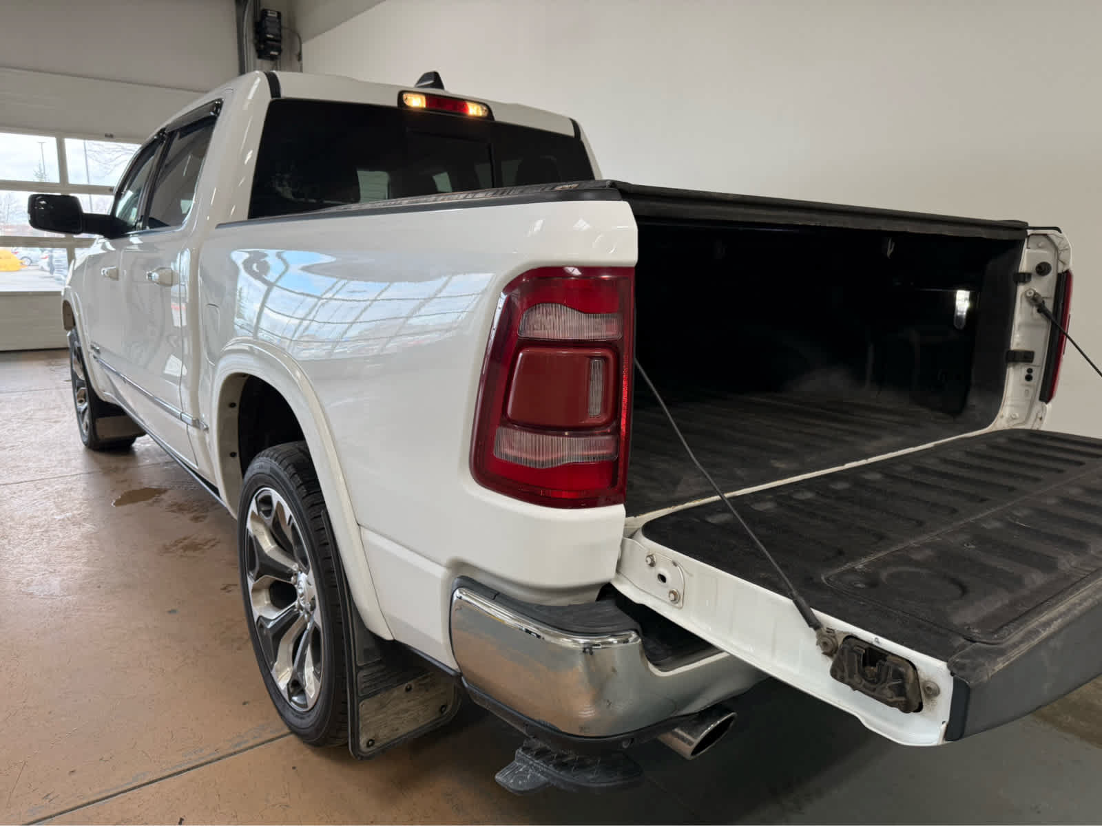 Used 2020 RAM 1500 Limited AWD/4WD image 4