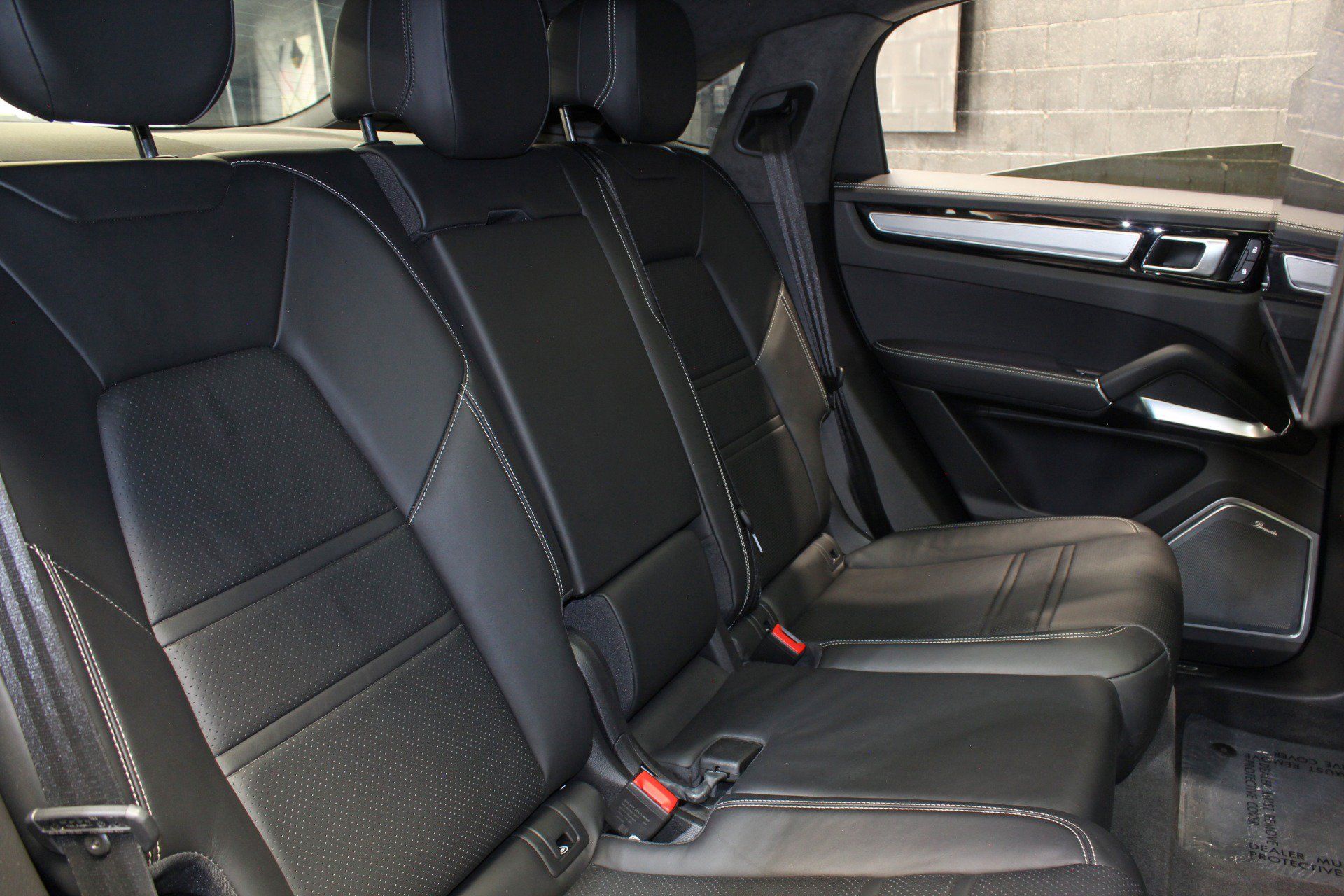 Used 2022 Porsche Cayenne Turbo AWD/4WD image 51