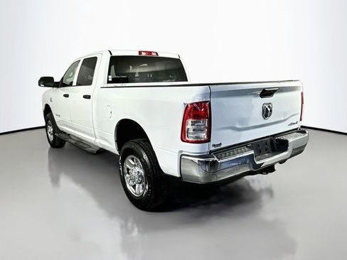 Used 2022 RAM 2500 Tradesman w/ Chrome Appearance Group AWD/4WD image 5