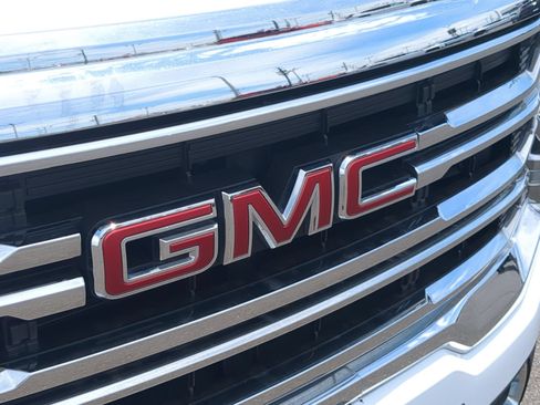 Certified 2023 GMC Acadia SLE w/ Driver Convenience Package AWD/4WD image 29