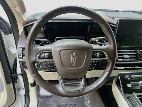 Used 2024 Lincoln Navigator Black Label AWD/4WD image 11