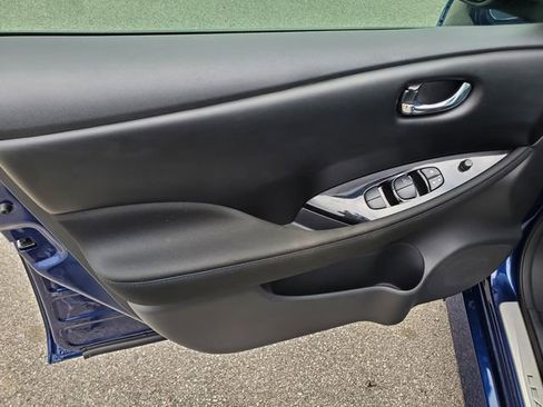Certified 2023 Nissan Leaf SV Plus image 11
