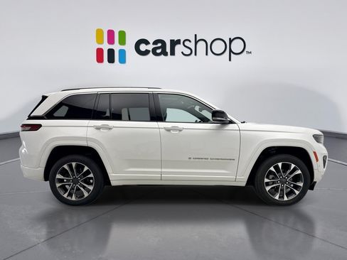 Used 2023 Jeep Grand Cherokee Overland AWD/4WD image 6