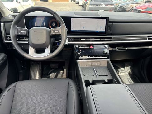 Used 2025 Hyundai Santa Fe XRT AWD/4WD image 12